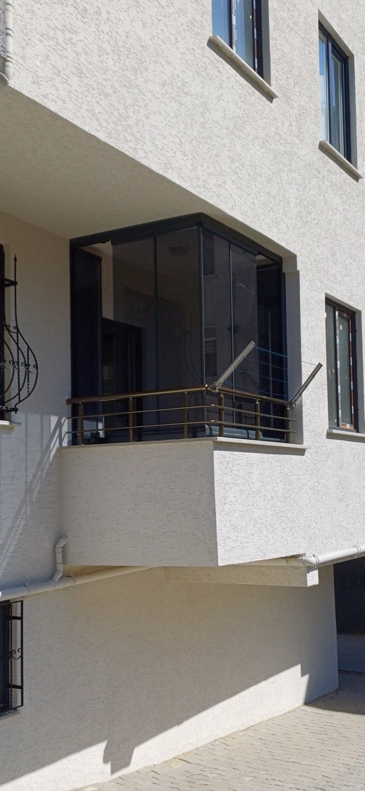Bakırköy Cam Balkon - Teknik Dizayn Alüminyum