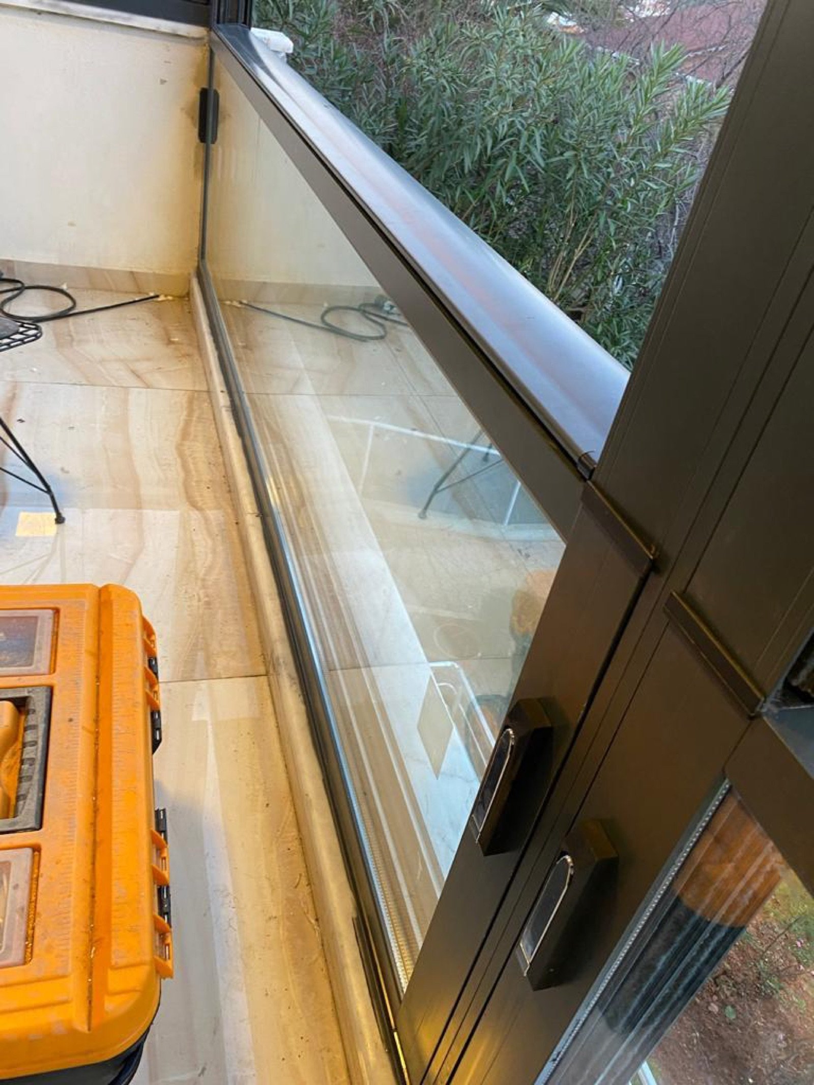 Beylikdüzü Giyotin Cam Balkon - Teknik Dizayn Alüminyum