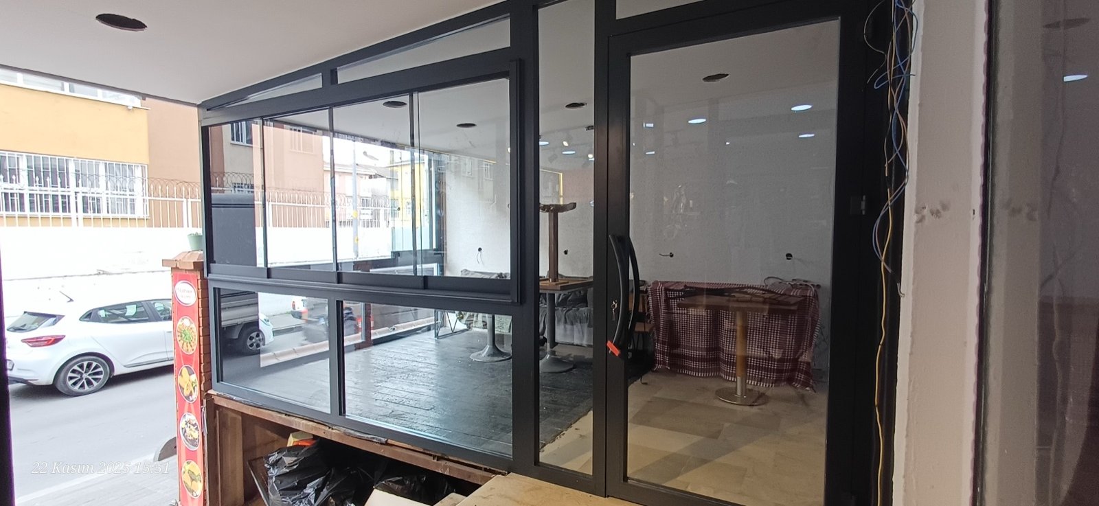 Esenler Ofis Cam Bölme - Teknik Dizayn Alüminyum