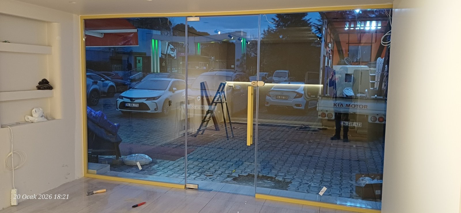 Maltepe Ofis Cam Bölme - Teknik Dizayn Alüminyum