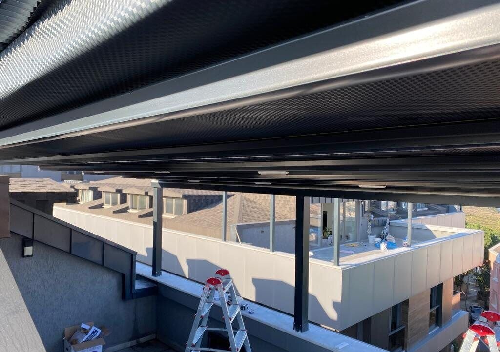 Motorlu Pergola - Teknik Dizayn Alüminyum